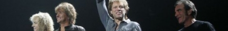 Producentem singla - Howard Benson