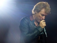 20525