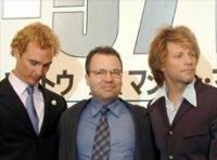 6664