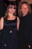 7001